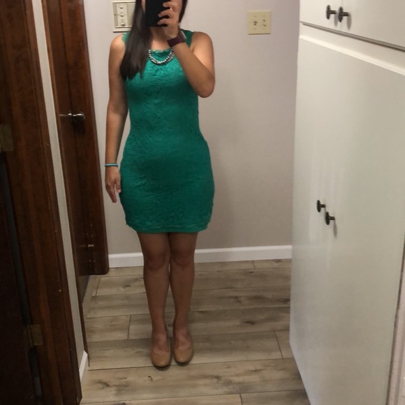 Dresses & Skirts - Green Lace Cocktail Dress